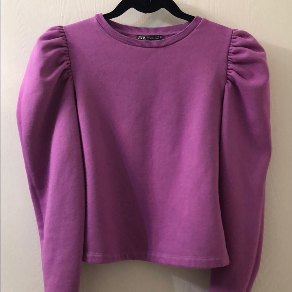 Zara magenta sweatshirt